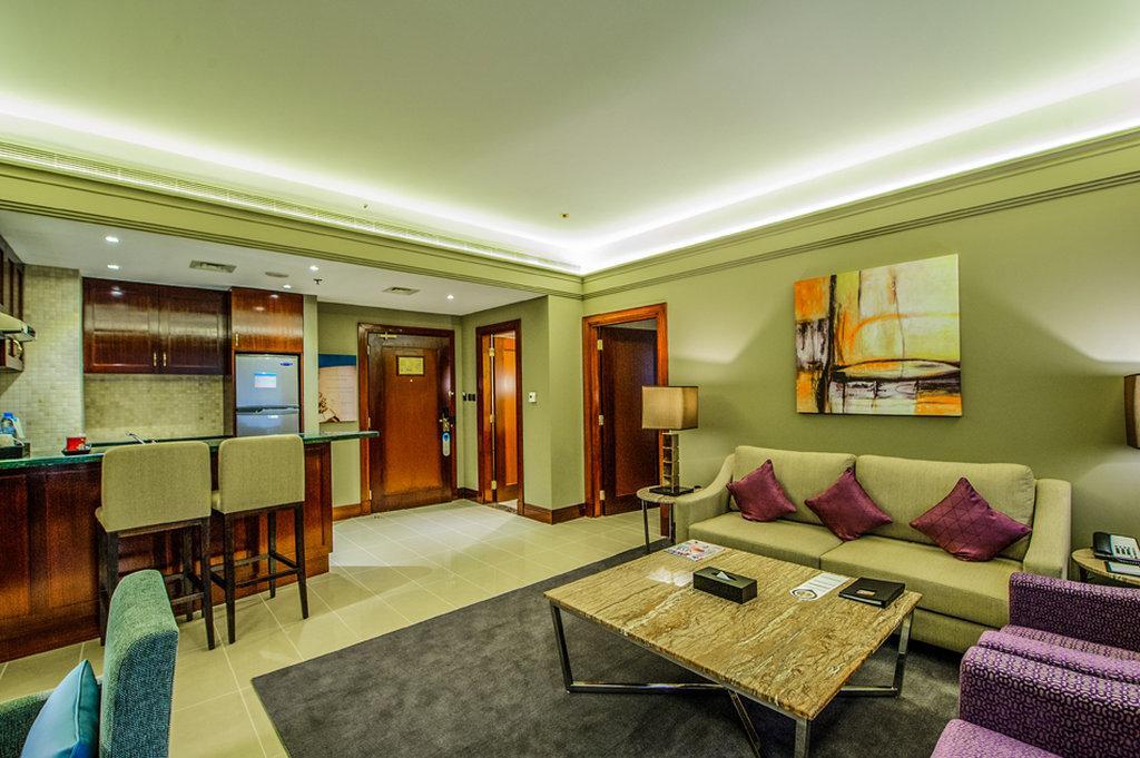 Somewhere Hotel Apartment Дубай Екстериор снимка